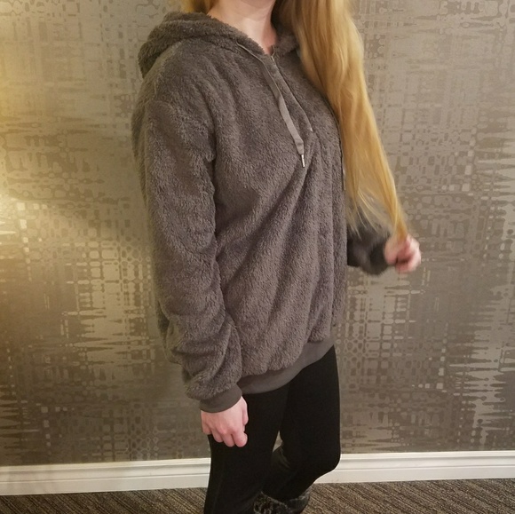 Womens Warm Fuzzy Pullover Hoodie - Picture 4 of 7